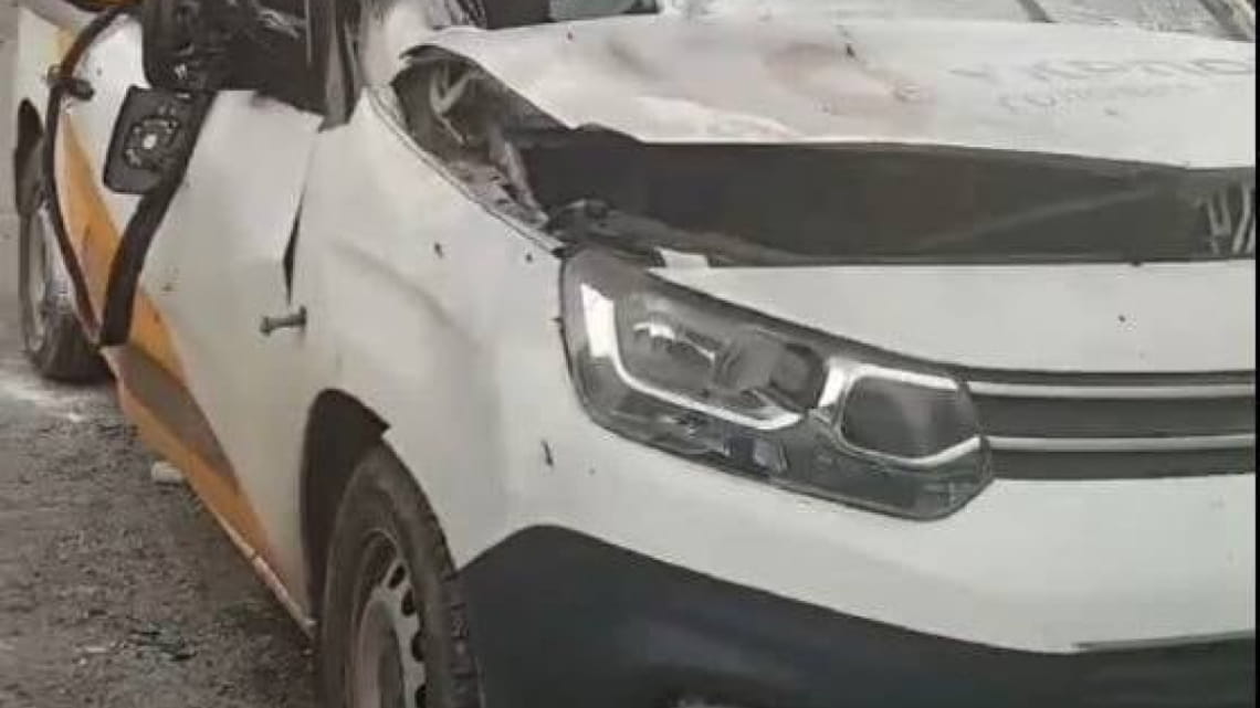 Окупанти атакували дроном авто "Укрпошти" на Сумщині, є поранені співробітники 2