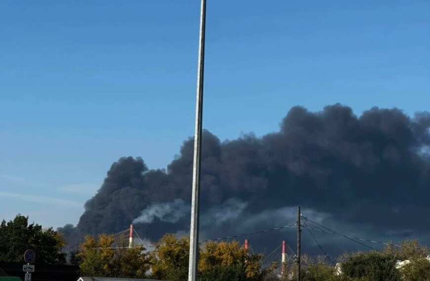 Головна 76 ЗСУ атакували російські нафтопереробні заводи