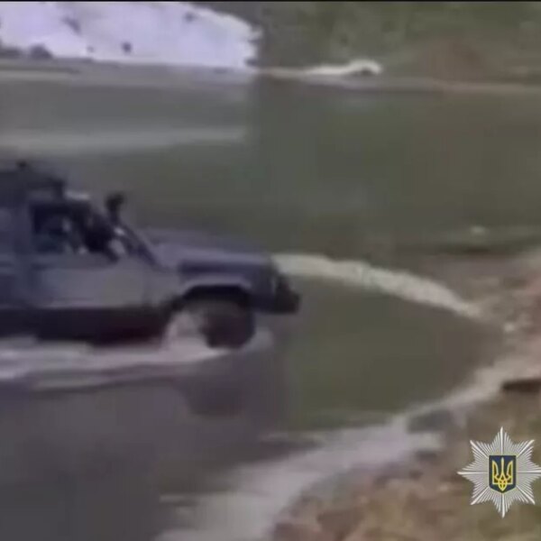 Водій позашляховика відповів за забруднення високогірного озера