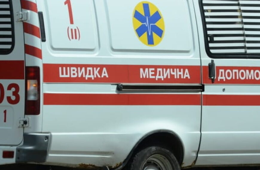 Головна 76 Жертви та постраждалі внаслідок обстрілів Херсонщини