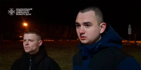 Курсанти з Черкас витягли з ополонки двох дівчат