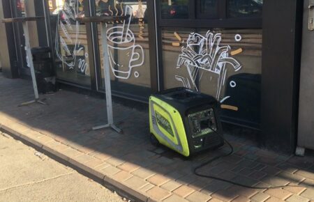 НАБУ провело обшуки в НБУ: ЗМІ пов'язують їх з керівником установи 8 НАБУ провело обшуки в НБУ: ЗМІ пов'язують їх з керівником установи 8