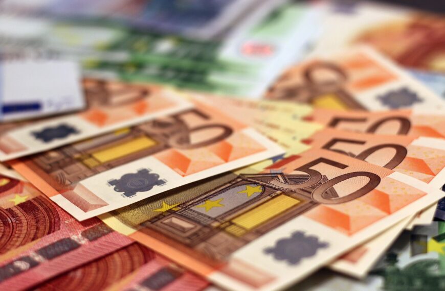Головна 90 Єврокомісія перерахувала Україні 2,9 мільярда євро