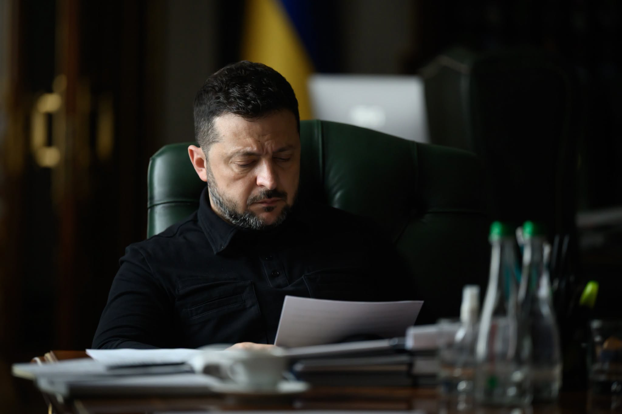 Зеленський запровадив податок на онлайн-торгівлю 2