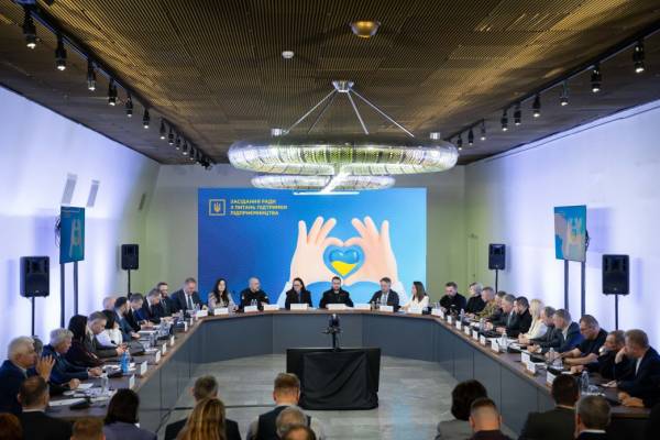 Буданов на Раді з підтримки бізнесу: Створювати умови для розвитку, а не перешкоди. 6