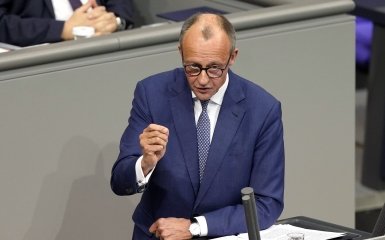 Мерц закликав ЄС негайно виділити Україні 90 мільярдів євро допомоги. 3