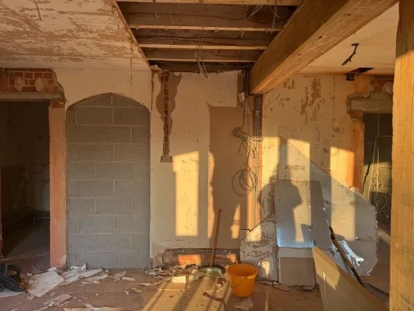 Ми заощадили 80 000 фунтів стерлінгів, самостійно відремонтувавши наш будинок – тепер його неможливо впізнати 21