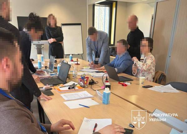 Франція: Жеваго звинувачено у справі про розкрадання понад 500 мільйонів гривень з банку "Фінанси та кредит". 7 Франція: Жеваго звинувачено у справі про розкрадання понад 500 мільйонів гривень з банку "Фінанси та кредит". 7