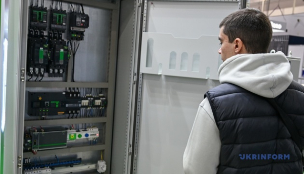 У Києві та області - аварійні відключення світла