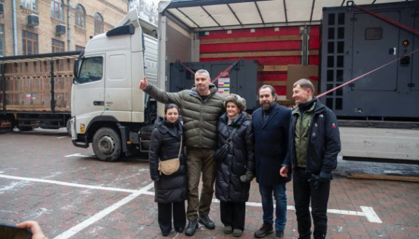 Київ отримав від Польщі 130 генераторів