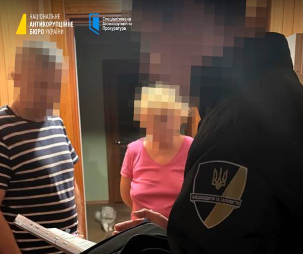 Розкрадання на мільйони: посадовців оборонного підприємства на Дніпропетровщині викрито у зловживаннях. 8