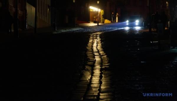 Енергосистема: "Укренерго" сповіщає про ймовірні вимкнення 25 лютого 2