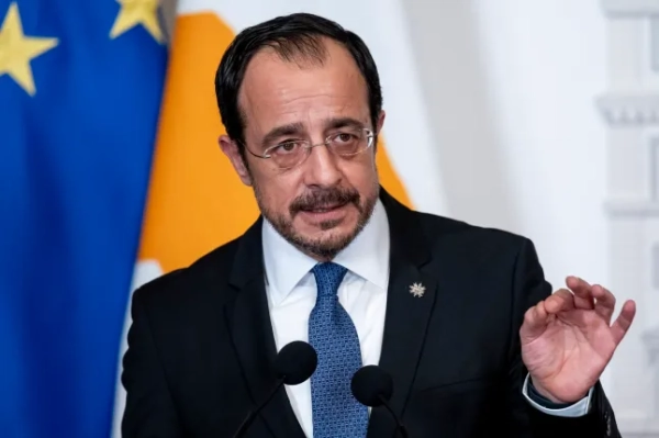 Військова база Великої Британії була атакована безпілотником іранського виробництва вночі 5 РИМ, ІТАЛІЯ – 26 ЛЮТОГО: Президент Кіпру Нікос Христодулідес та прем'єр-міністр Італії Джорджія Мелоні (на фото немає) проводять спільну прес-конференцію в Палаццо Кіджі 26 лютого 2026 року в Римі, Італія. (Фото Антоніо Масіелло/Getty Images)