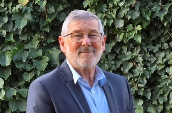 Гітлер зустрічається із Зелінським у французькому містечку 6