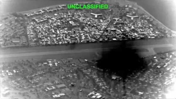 Президент Дональд Трамп опублікував відео невдовзі після публікації 13 березня 2026 року: «Кілька хвилин тому, за моїм наказом, Центральне командування Сполучених Штатів здійснило один із найпотужніших бомбардувань в історії Близького Сходу та повністю знищило кожну ВІЙСЬКОВУ ціль на перлині Ірану – острові Харг. Наша зброя є найпотужнішою та найдосконалішою, яку коли-небудь знав світ, але з міркувань пристойності я вирішив НЕ знищувати нафтову інфраструктуру на острові. Однак, якщо Іран чи хтось інший зробить щось, що перешкоджатиме вільному та безпечному проходу суден через Ормузьку протоку, я негайно перегляну це рішення. Протягом мого першого терміну, і наразі, я перетворив наші збройні сили на найсмертоноснішу, найпотужнішу та найефективнішу силу, безумовно, у будь-якій точці світу. Іран не має ЖОДНОЇ можливості захистити те, що ми хочемо атакувати? Вони нічого не можуть з цим вдіяти! Іран НІКОЛИ не матиме ядерної зброї, ані можливості загрожувати Сполученим Штатам Америки, Близькому Сходу чи, якщо на те пішло, всьому світу!» Іранські військові та всі інші, хто пов'язаний з цим терористичним режимом, мали б скласти зброю та врятувати те, що залишилося від їхньої країни, а це небагато! Дякую за вашу увагу до цього питання. Президент ДОНАЛЬД ДЖ. ТРАМП