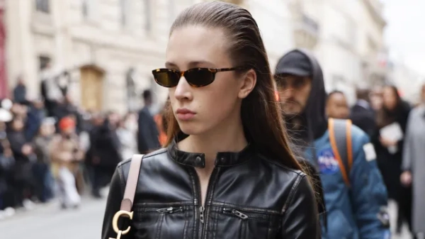 Ніколь Кідман привернула увагу на Тижні моди в Парижі завдяки еротичному образу її доньки Сандей Роуз 12