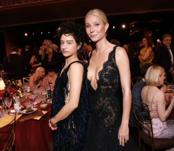 ЛОС-АНДЖЕЛЕС, КАЛІФОРНІЯ – 1 БЕРЕЗНЯ: (Зліва направо) Одеса А'зіон та Гвінет Пелтроу на 32-й щорічній церемонії вручення премії «Акторська премія» в Shrine Auditorium and Expo Hall 1 березня 2026 року в Лос-Анджелесі, Каліфорнія. (Фото Метта Вінкельмейєра/Getty Images)