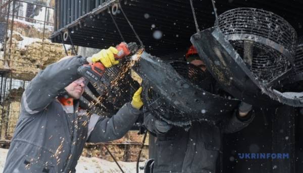 З 2022 року об'єкти "Укренерго" зазнали понад 900 російських обстрілів, окремі - більше 30 нападів. 3