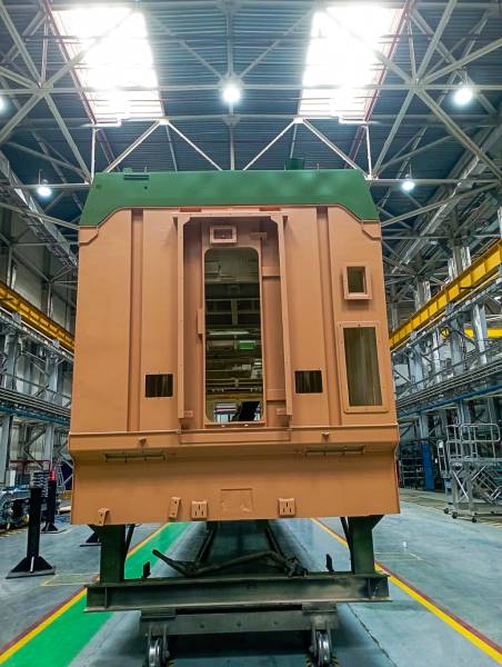 Франція запустила випуск електричних локомотивів для Укрзалізниці. 6