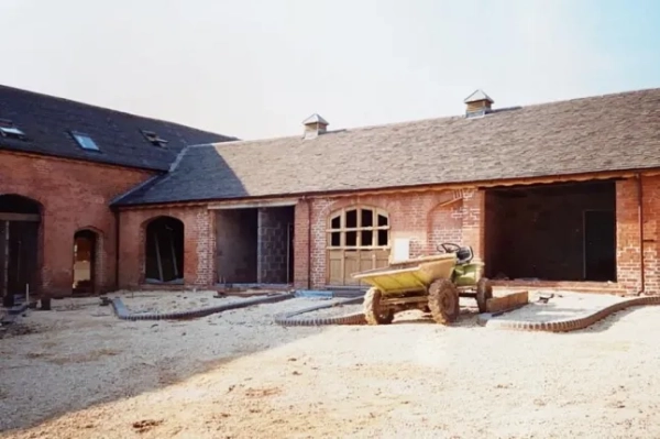 Ми заощадили 80 000 фунтів стерлінгів, самостійно відремонтувавши наш будинок – тепер його неможливо впізнати 18