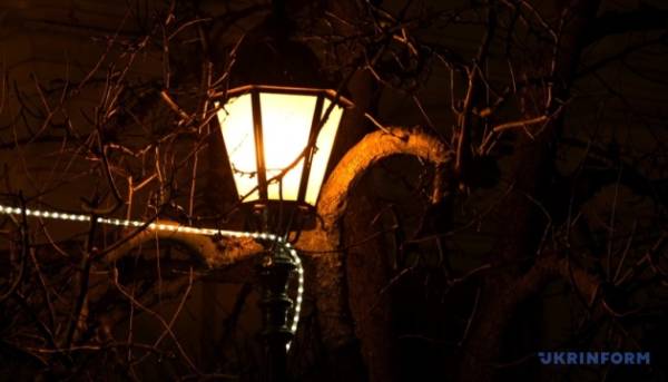 У понеділок погодинні вимкнення електроенергії відбуватимуться в багатьох областях України 2 У понеділок погодинні вимкнення електроенергії відбуватимуться в багатьох областях України 2