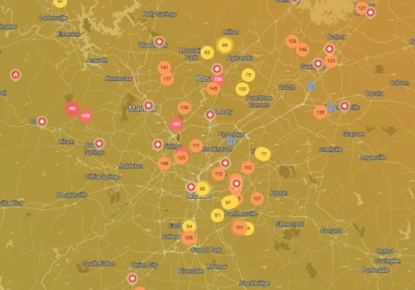 15523709 Тисячам людей у двох штатах США наказали «залишатися вдома», оскільки повітря наповнене токсинами, що викликають серцевий напад