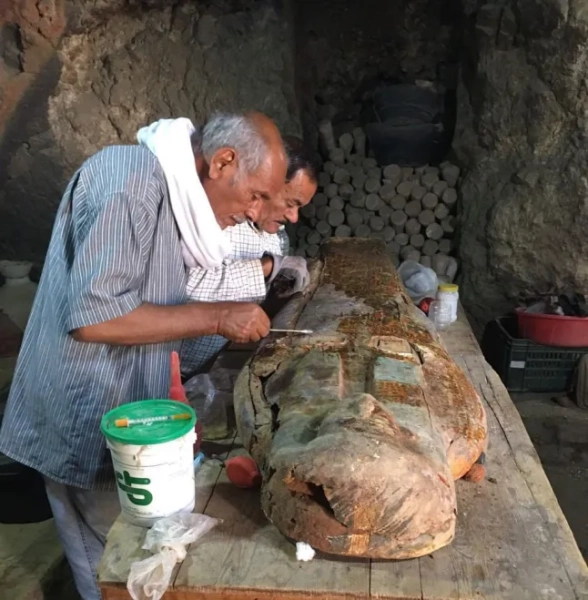 22 стародавні труни співаючих жриць знайдені цілком неушкодженими 8