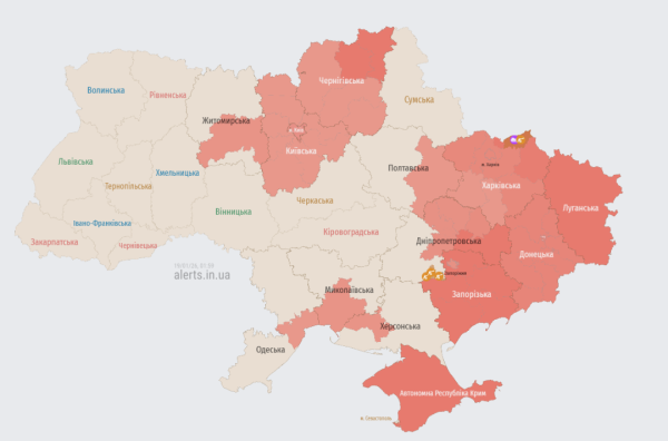 Актуальна мапа повітряних тривог станом на 02:00 / Джерело: https://alerts.in.ua/
