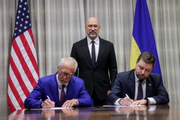 Україна досягла домовленостей з фірмами США стосовно енергопроєктів. 4 Україна досягла домовленостей з фірмами США стосовно енергопроєктів. 4
