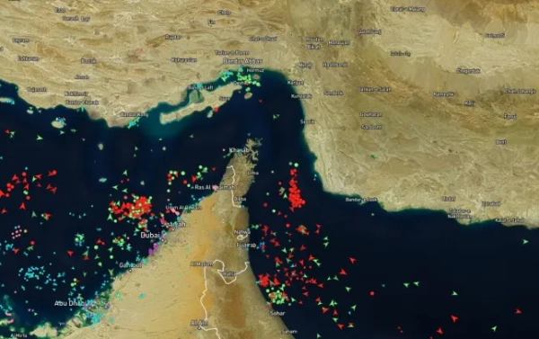 Карта показує зміни в судноплавстві в Ормузькій протоці після нападу Ірану.