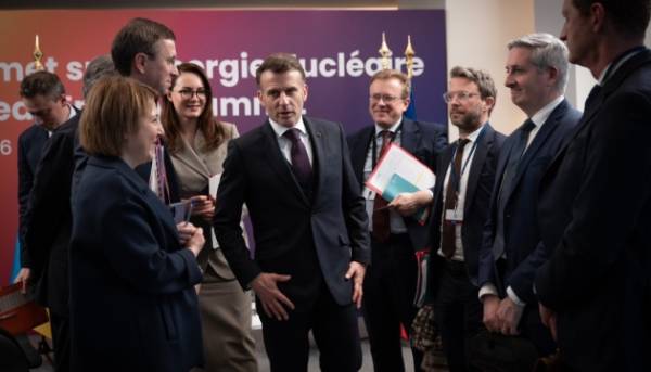 Керівник Нафтогазу повідомив Макрону про результати російського удару по нафтопроводу "Дружба" 4