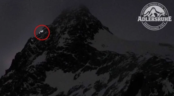 Альпініст, який "кинув" дівчину на вершині гори, зробив те саме з колишньою та судом 9 Обведені кадри веб-камери Адлерсруе