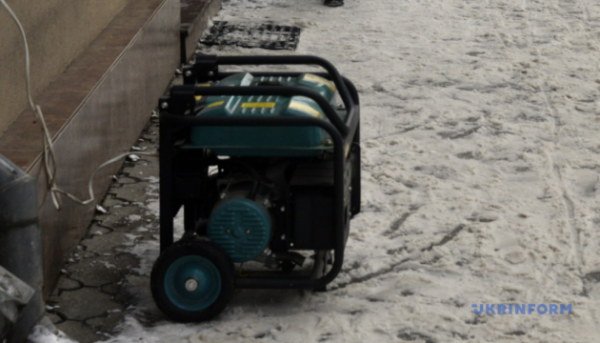 Польща відправила для Києва та області 400 генераторів