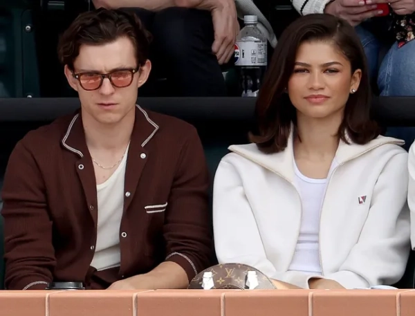 Зендая рідкісний погляд на стосунки зі своєю «улюбленою людиною» Томом Голландом 13