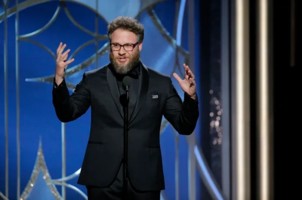 БЕВЕРЛІ-ГІЛЛЗ, КАЛІФОРНІЯ – 7 СІЧНЯ: На цьому фото, наданому NBCUniversal, актор Сет Роґен виступає на сцені під час 75-ї щорічної церемонії вручення премії «Золотий глобус» у готелі Beverly Hilton 7 січня 2018 року в Беверлі-Гіллз, Каліфорнія. (Фото Пола Дрінквотера/NBCUniversal через Getty Images)