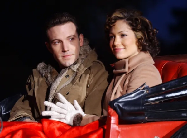 Джей Ло та Бен Аффлек знову зняли з продажу свій будинок вартістю 52 мільйони доларів. 12