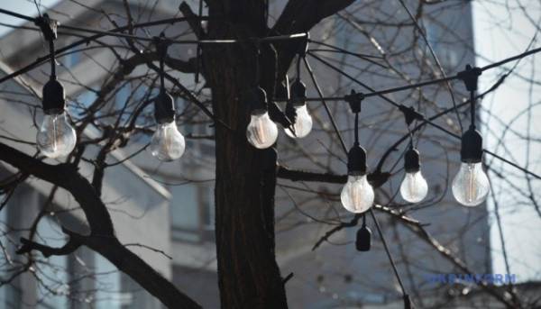 У понеділок погодинні вимкнення електроенергії запровадять по всій країні. 2 У понеділок погодинні вимкнення електроенергії запровадять по всій країні. 2