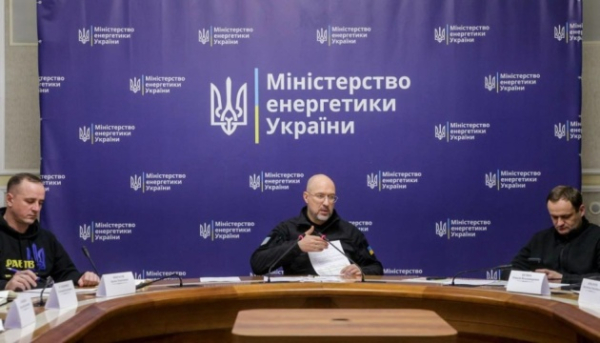 У Києві розпочали роботу додаткові бригади енергетиків для відновлення світла - Шмигаль