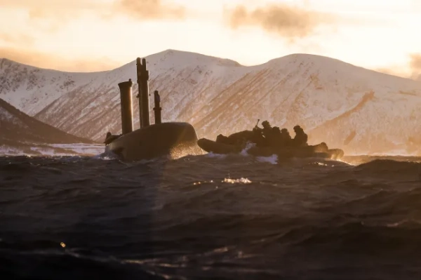 Всередині зухвалого рейду арктичного командос за участю 25 000 королівських морських піхотинців 10