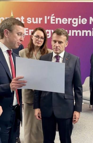 Керівник Нафтогазу повідомив Макрону про результати російського удару по нафтопроводу "Дружба" 5