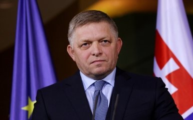 Фіцо відзначив "відмінності у баченні" із Зеленським стосовно ситуації з нафтопроводом "Дружба" 3 Фіцо відзначив "відмінності у баченні" із Зеленським стосовно ситуації з нафтопроводом "Дружба" 3