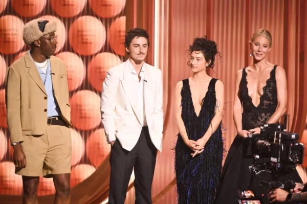 Тайлер, «Творець», Тімоті Шаламе, Одеса Азіон та Гвінет Пелтроу на 32-й щорічній церемонії вручення премії «Акторська премія», яку представляє SAG-AFTRA, що відбулася в Shrine Auditorium and Expo Hall 1 березня 2026 року в Лос-Анджелесі, Каліфорнія. (Фото Майкла Бакнера/Variety via Getty Images)