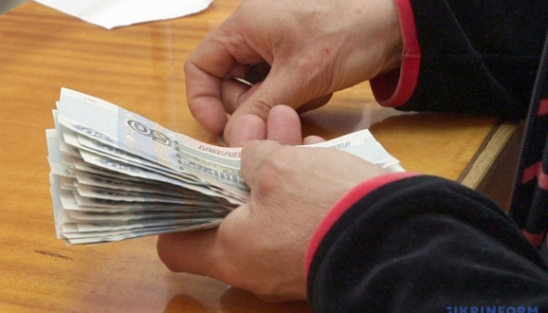 У російських регіонах почалися проблеми з виплатою зарплат медикам - ЦПД