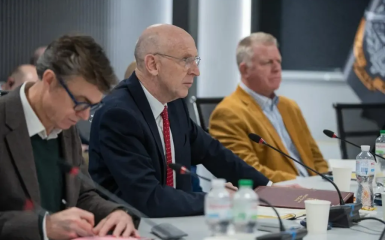 Британський міністр оборони Гілі розглядає введення військ в Україну. 3