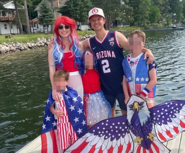 15706329 Жінка-генеральний директор загинула в аварії під час райської відпустки в Нікарагуа з чоловіком та трьома маленькими дітьмиКейсі Грелл загинула в трагічній аварії під час відпустки з родиною в Нікарагуа. Їй був 41 рік. Її син Джуліан, якому було лише 11 років, отримав важкі травми, його життя було доставлено до дитячої лікарні Сент-Луїса, і тепер його чекає довгий шлях до одужання. Кейсі залишає після себе чоловіка Дейва та трьох маленьких дітей: Джуліана (11), Кіта (9) та Деса (6).Кейсі була силою – блискучою, цілеспрямованою та пристрасною, з неймовірною здатністю глибоко спілкуватися з усіма, кого зустрічала. Вона заснувала Aux Insights, міжнародну консалтингову компанію з маркетингу, та обіймала посаду генерального директора. Але ніщо не пишалося їй більше, ніж материнство. Вона також була опорою сім'ї. У 2016 році Дейва, коли його збила машина, збила пішохода, і він мало не загинув. Кейсі проводила безсонні ночі біля його ліжка – як його дружина, опікун та захисниця – і все це, перебуваючи на дев'ятому місяці вагітності. Після його одужання вона стала основною годувальницею сім'ї, поки Дейв продовжував одужувати від хронічного болю. Кейсі допомогла своїй родині пройти через цю кризу. Тепер її немає, і їм доводиться жити без неї.