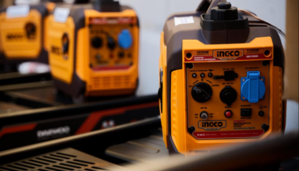 Від початку року Україна отримала більше ніж 1,9 тис. одиниць енергетичного устаткування. 4 Від початку року Україна отримала більше ніж 1,9 тис. одиниць енергетичного устаткування. 4