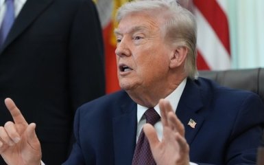 Трамп знову розкритикував Байдена за підтримку України у війні з Росією. 3